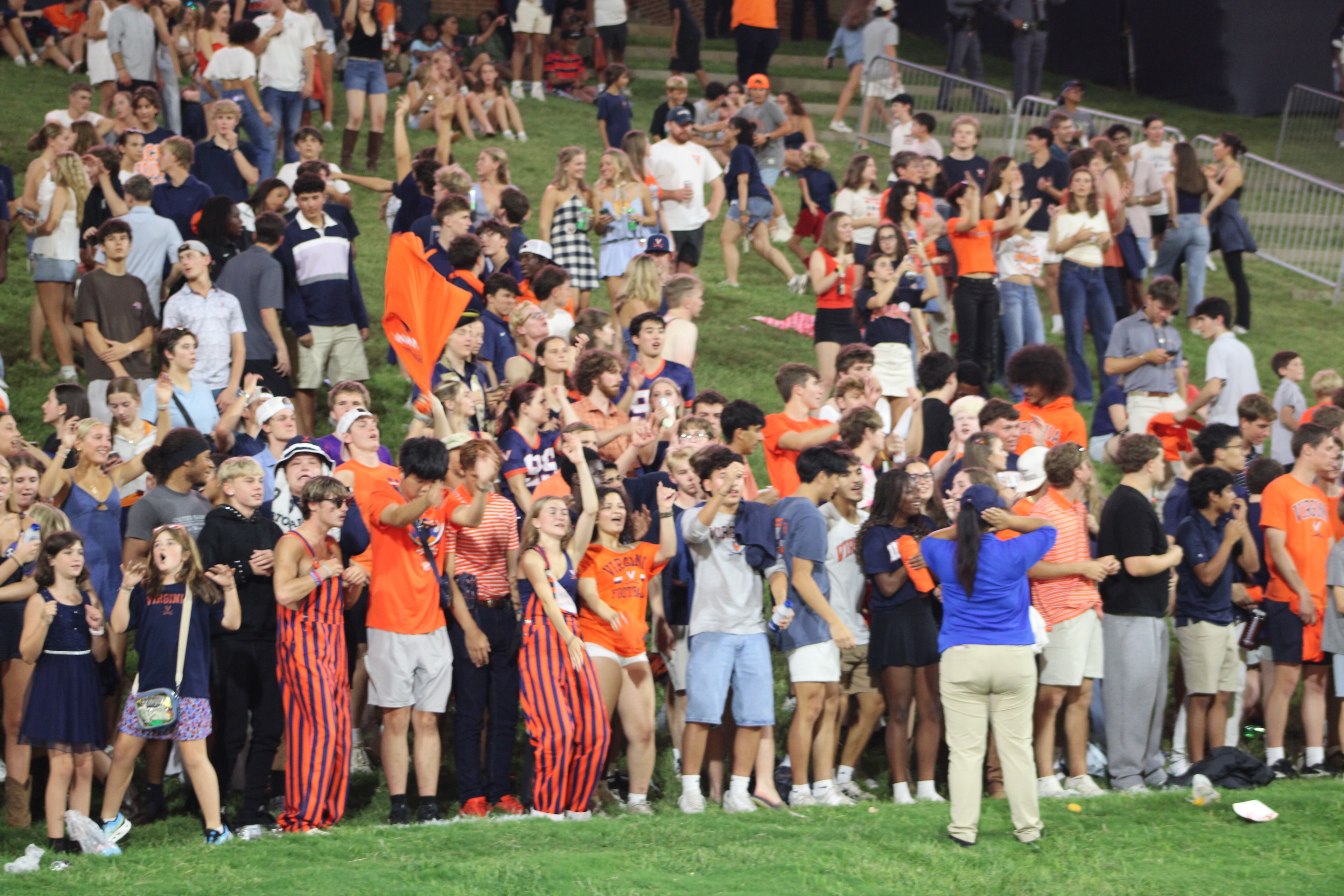Fans at Virginia vs Norfolk State game day